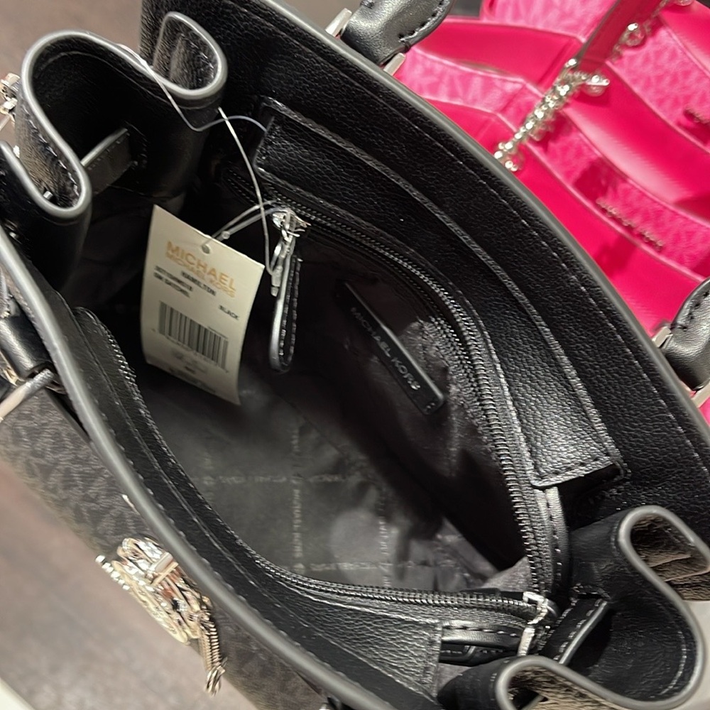 Michael Kors Hamilton Small Signature Logo Satchel Crossbody Bag
Black /Silver - Picture 14 of 16